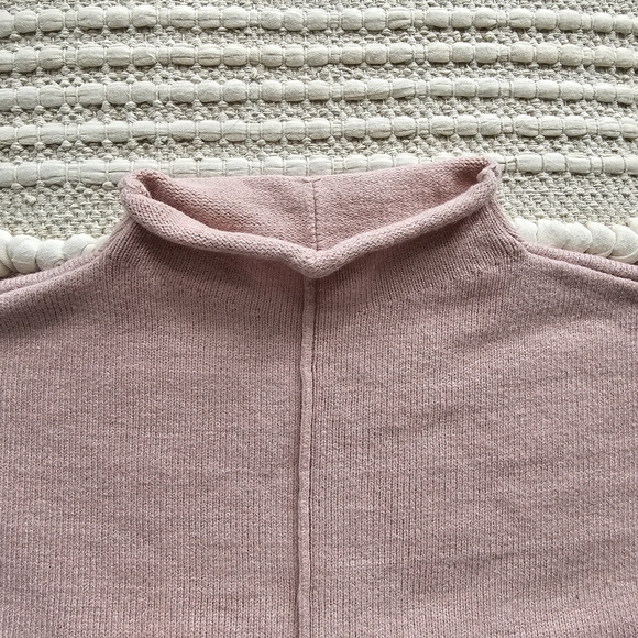 🌷Seven Sisters pink knit sweater - Picture 2 of 9